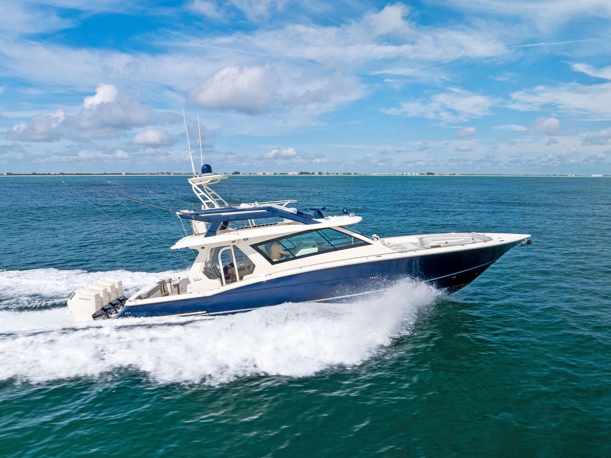 2022 Scout 530 LXF - Sold Boat