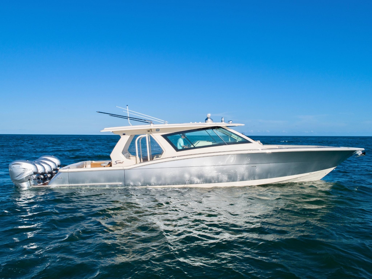 2026 Scout 530 LXF - Sold Boat