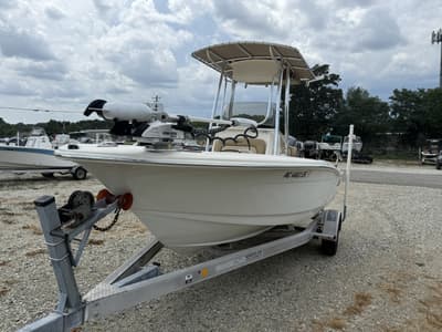 BOATZON | Scout Boat Company 195 Sportfish 2018