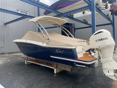 BOATZON | Scout Boat Company 235 Dorado 2020