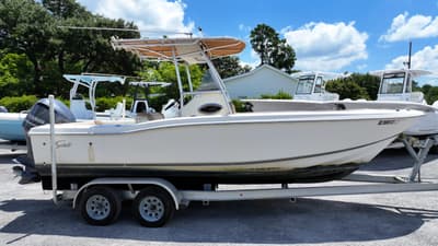 BOATZON | Scout Boat Company Sportfish 235 2003