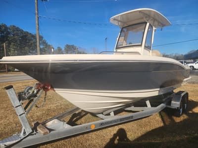 BOATZON | Scout Boats 215 XSF 2025 BOATZON | Scout Boats 215 XSF 2025