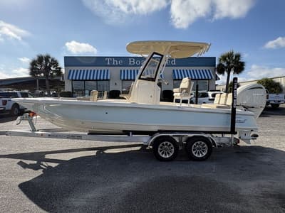 BOATZON | Scout Boats 231 XSB 2026