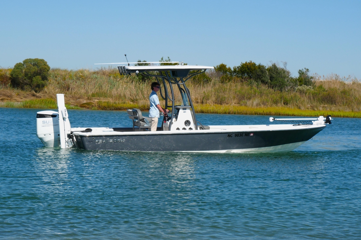 2023 Sea Born FX24 Bay - Sold Boat