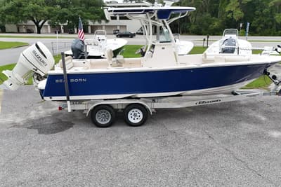 BOATZON | Sea Born LX24 Center Console 2020