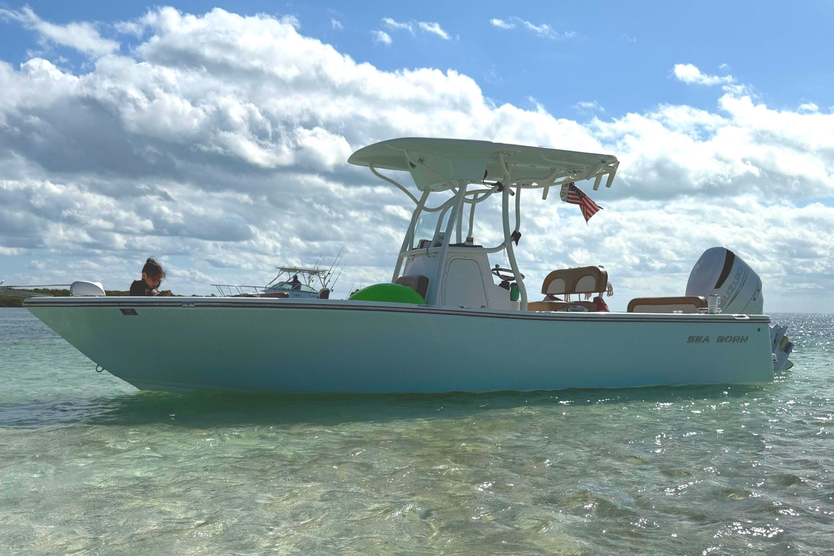 2021 Sea Born LX24 Center Console - Sold Boat