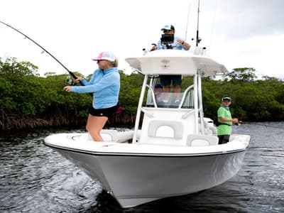 BOATZON | Sea Born LX24 Center Console LE 2021 BOATZON | Sea Born LX24 Center Console LE 2021