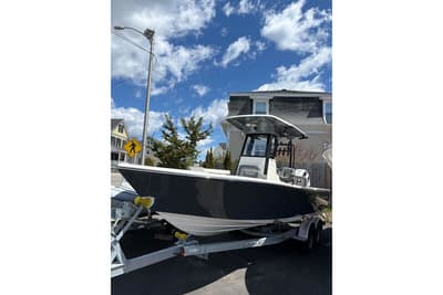BOATZON | Sea Born LX24 Center Console LE 2026