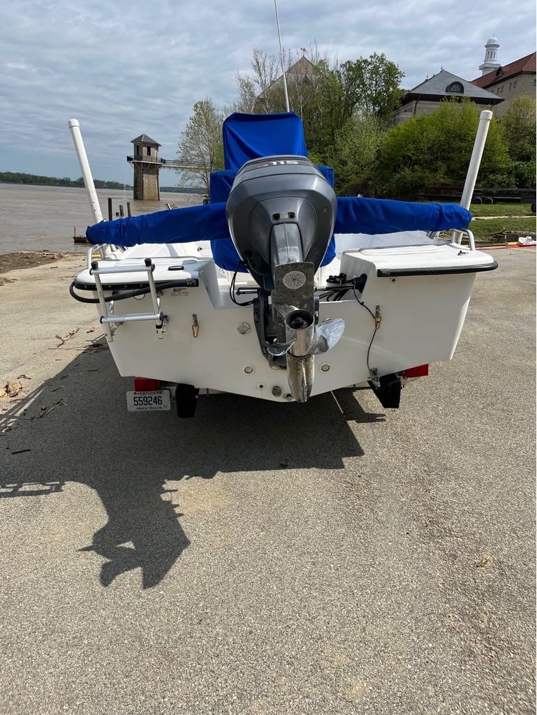 Used Sea Chaser 1950 RG 2005 for sale in Louisville, Kentucky
