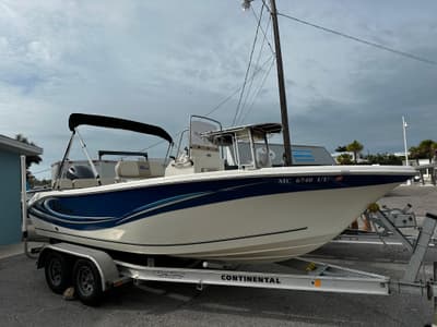 BOATZON | Sea Chaser 20 HFC 2016