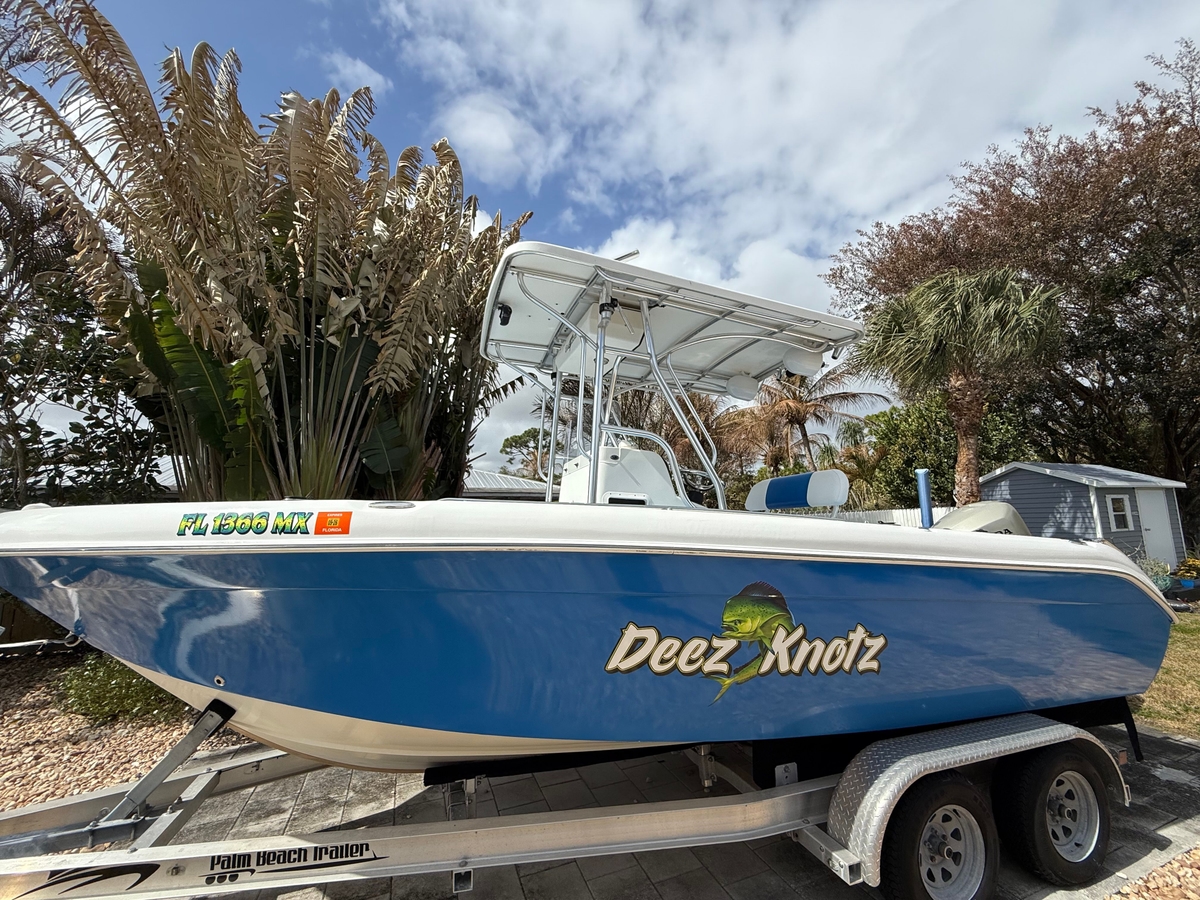 2005 Sea Chaser 2100 - Sold Boat