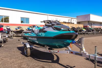 BOATZON | Sea-Doo GTX Limited 325 2026
