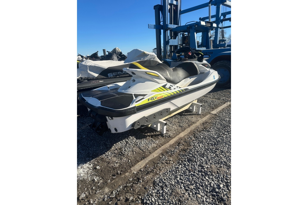 2017 Sea-Doo RXTX 300 - Sold Boat