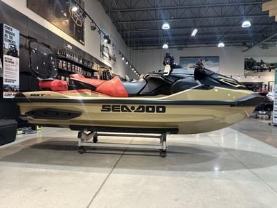 BOATZON | Sea-Doo RXTX 325 Metallic Tan  Lava Red Premi 2025
