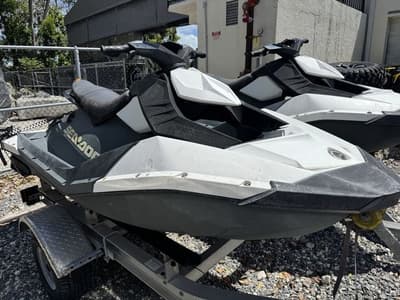 BOATZON | Sea-Doo Spark 2up 2017