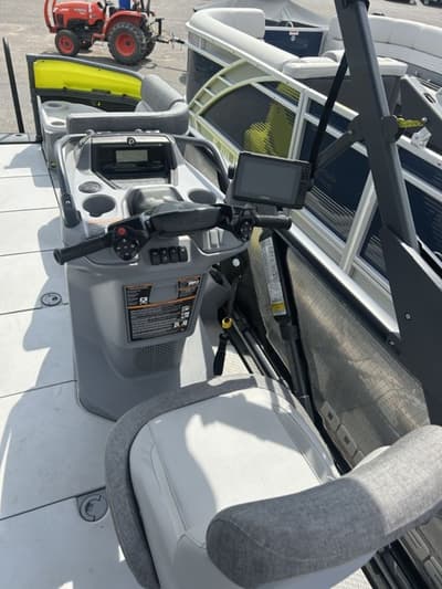 BOATZON | Sea-Doo Switch 18 CRS 2023