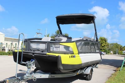BOATZON | Sea-Doo Switch Cruise 21230 hp Galvanized 2023