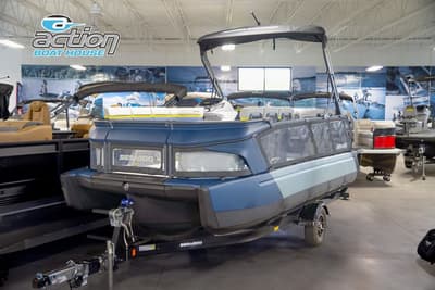 BOATZON | Sea-Doo Switch Cruise Limited 21  230 hp Painted 2025