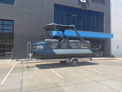 BOATZON | Sea-Doo Switch Cruise Limited 21  300 hp Painted 2026