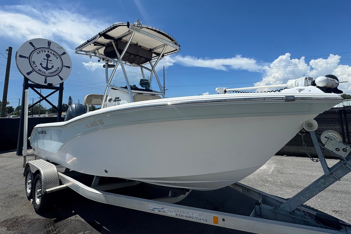 2016 Sea Fox 206 Commander - Sold Boat