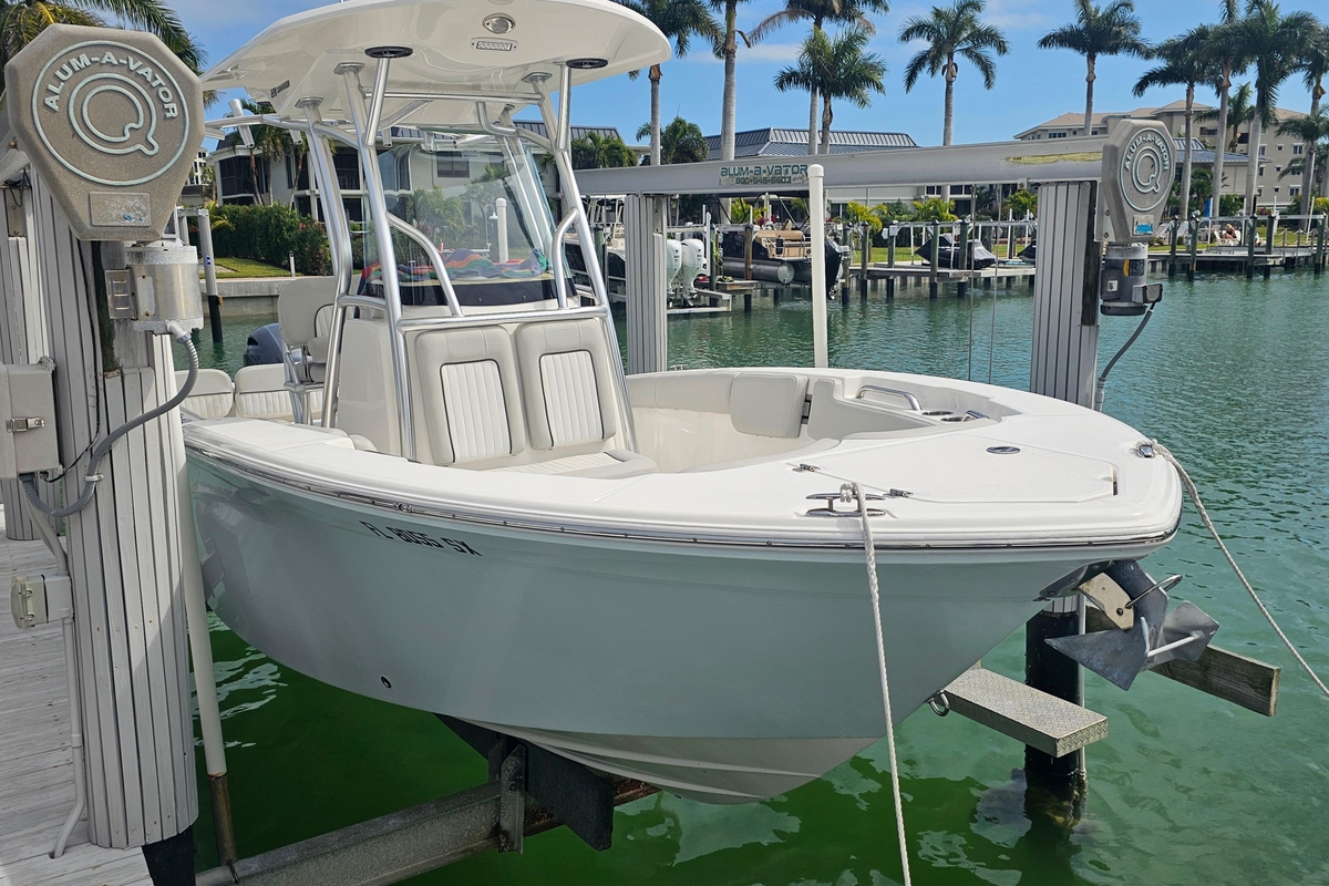 2021 Sea Fox 228 Commander - Sold Boat