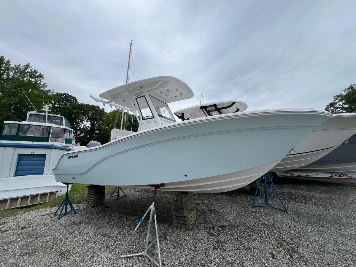 2025 Sea Fox 228 Commander - Sold Boat