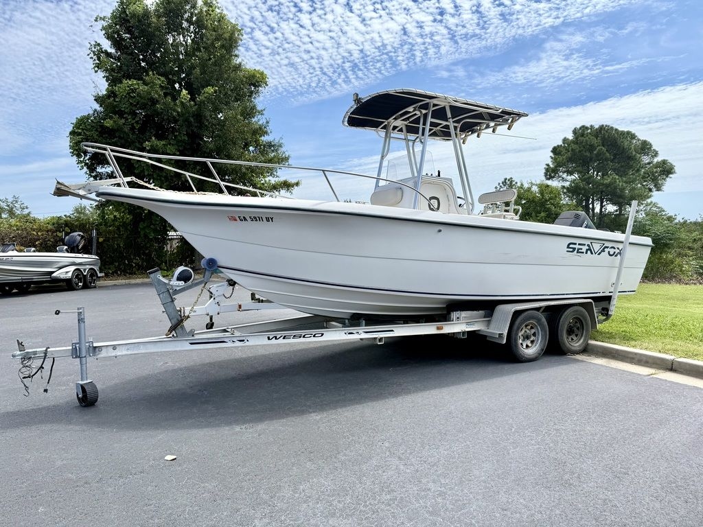 2002 SEA FOX 237 CENTER CONSOLE - Sold Boat