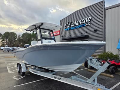 BOATZON | Sea Fox 248 COMMANDER 2026