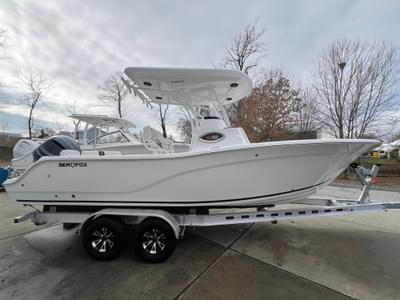 BOATZON | Sea Fox 248 Side Console 2026