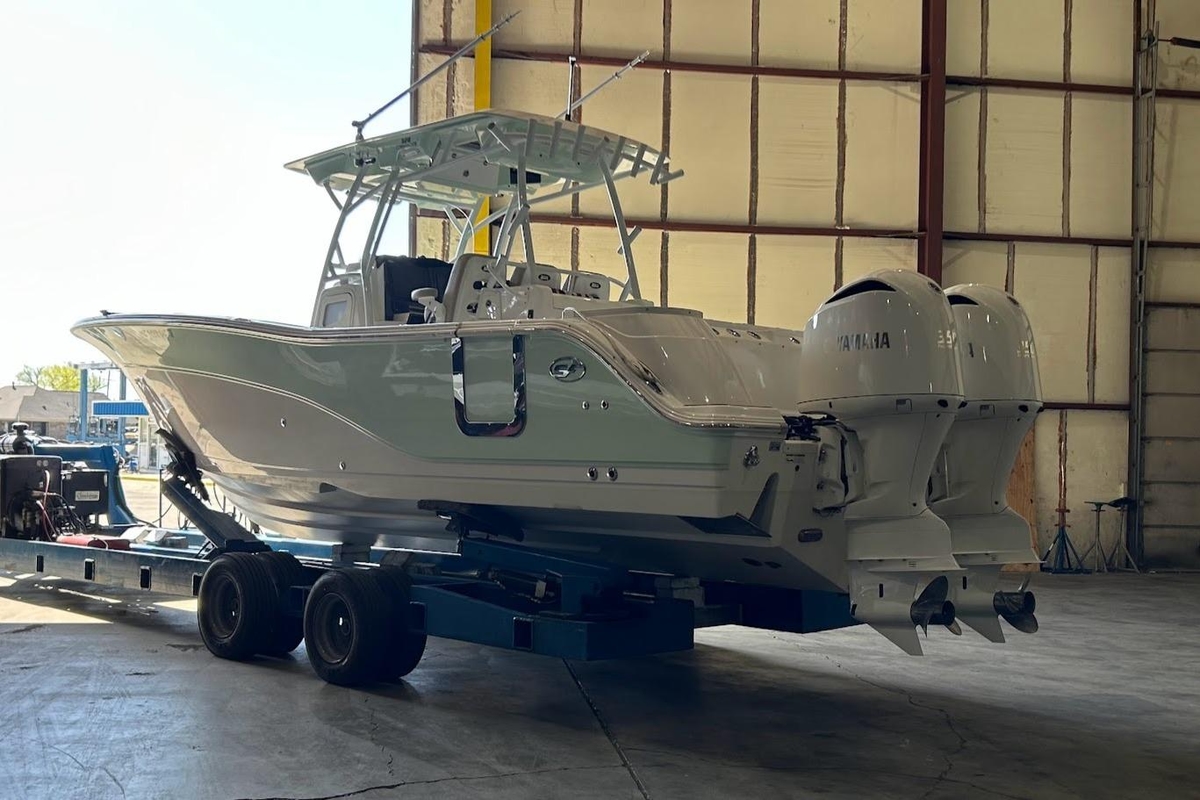 2017 Sea Fox 328 Commander - Sold Boat