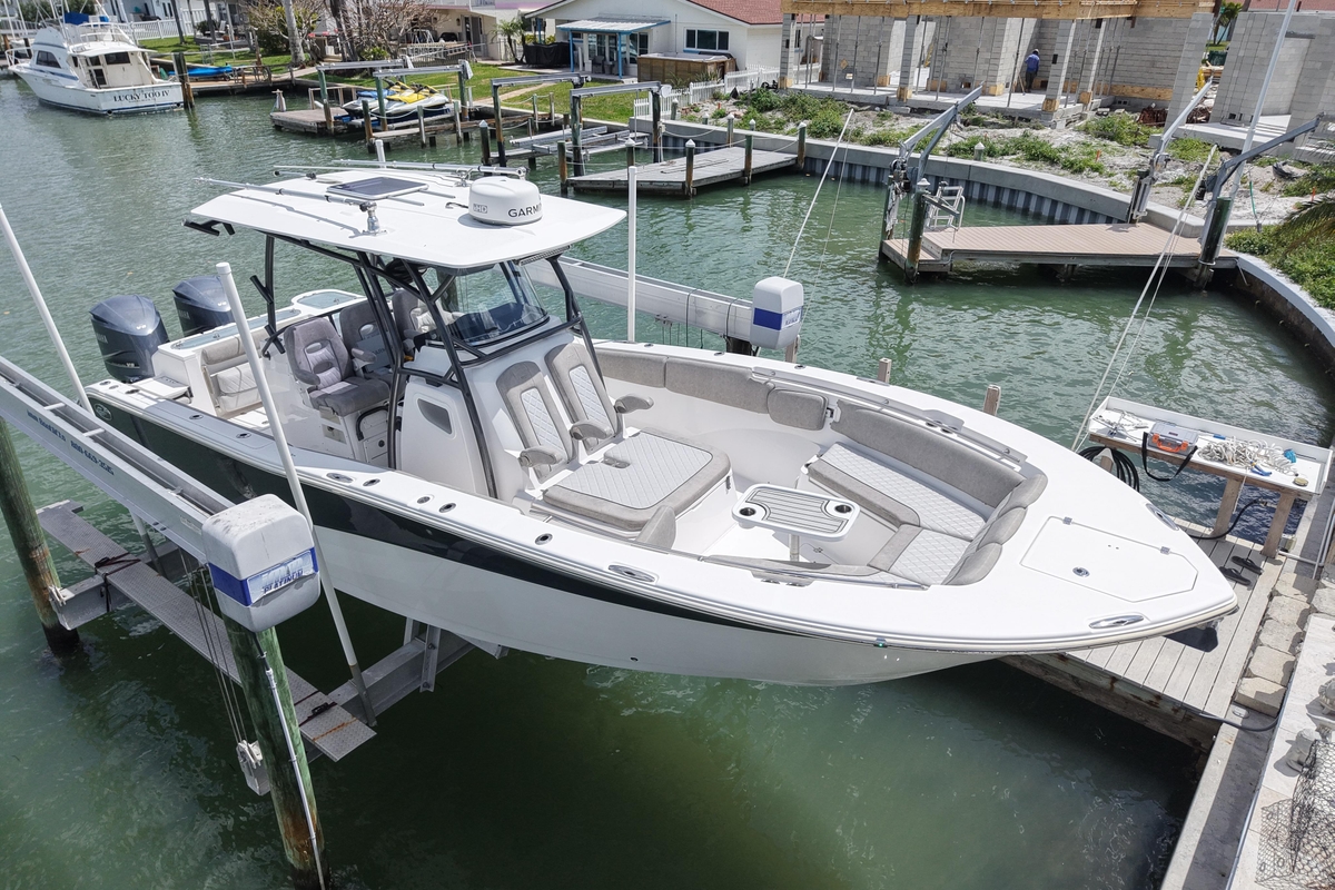 2019 Sea Fox 328 Commander - Sold Boat