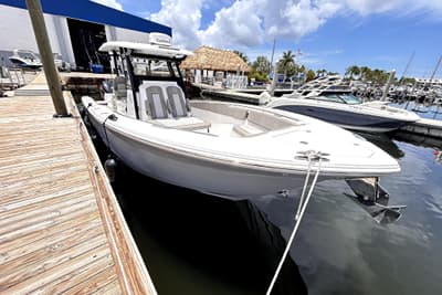 BOATZON | Sea Fox 328 Commander 2024