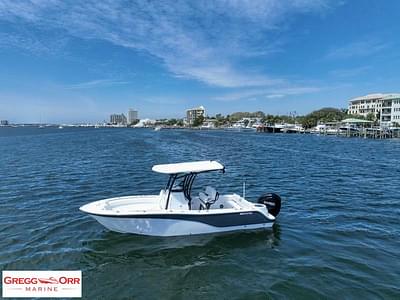 BOATZON | Sea Fox Boat Company 248 SIDE CONSOLE 2024