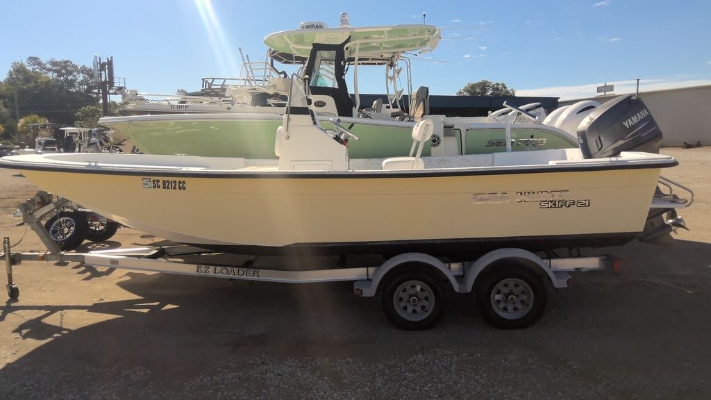 2011 Sea Hunt 21 Skiff - Sold Boat