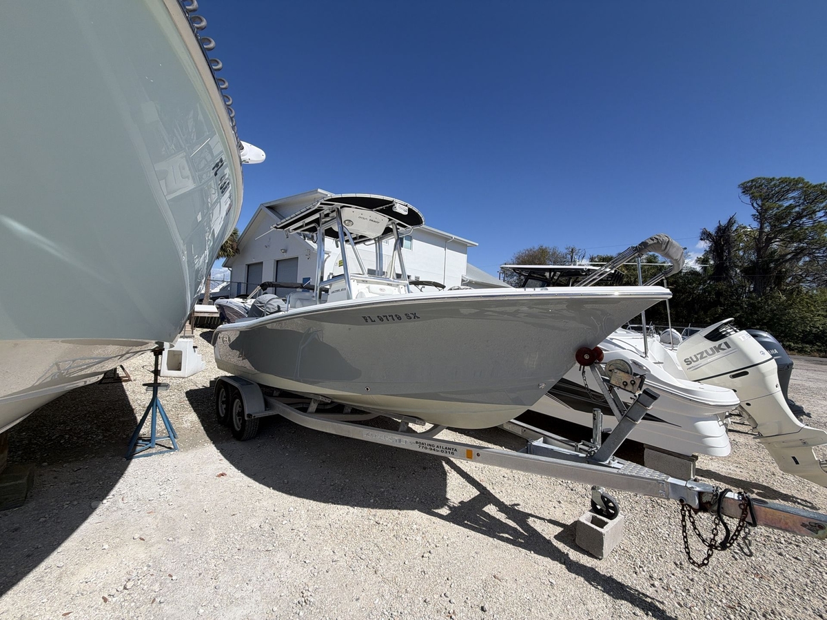 2019 Sea Hunt 211 Ultra - Sold Boat