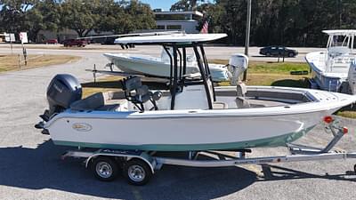 BOATZON | Sea Hunt 219 Ultra 2025