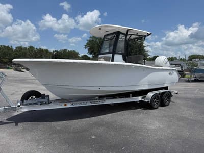 BOATZON | Sea Hunt 245 SE 2027
