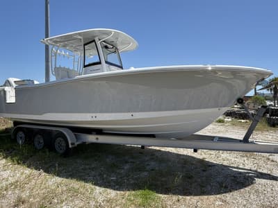 BOATZON | Sea Hunt 285 FS 2026