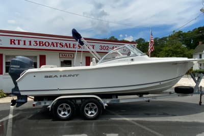 BOATZON | Sea Hunt Escape 211 LE 2014