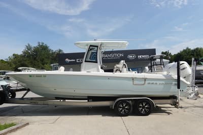 BOATZON | Sea Hunt Escape 28 2023