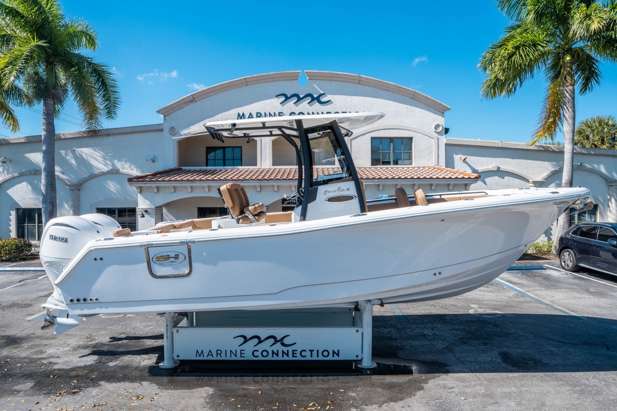 2026 Sea Hunt Gamefish 25 - Sold Boat
