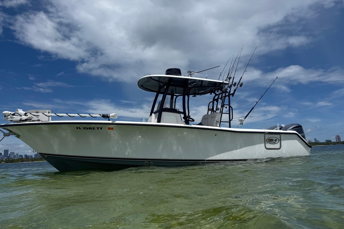 2016 Sea Hunt Gamefish 27 - Sold Boat