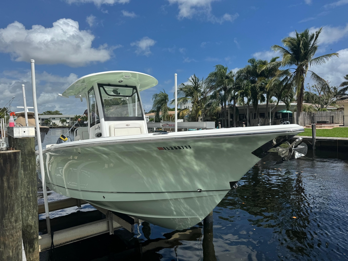 2022 Sea Hunt Gamefish 27 - Sold Boat