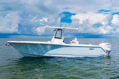 BOATZON | Sea Hunt Gamefish 27 Coffin Box 2026