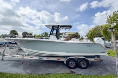 BOATZON | Sea Hunt Gamefish 27 Forward Seating 2026
