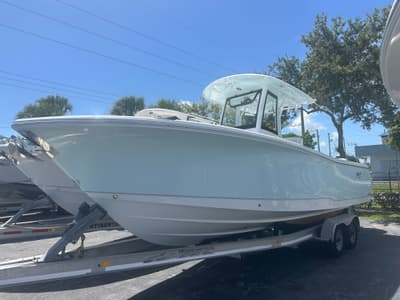 BOATZON | Sea Hunt Gamefish 27 Forward Seating 2026