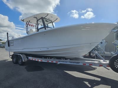 BOATZON | Sea Hunt GAMEFISH 28 CB 2027