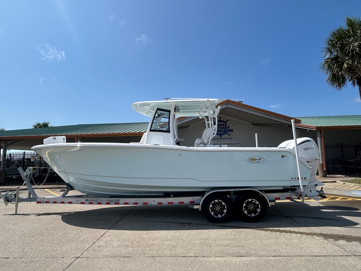 2025 Sea Hunt Gamefish 28 Coffin Box - Sold Boat