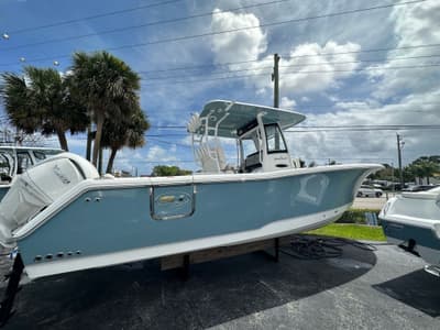 BOATZON | Sea Hunt Gamefish 28 Coffin Box 2026
