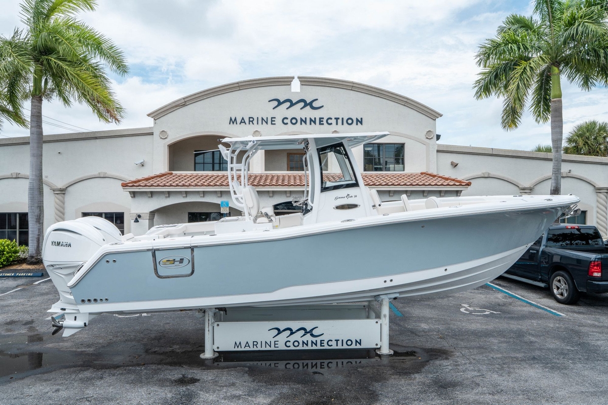 2026 Sea Hunt Gamefish 28 Forward Seating - Sold Boat